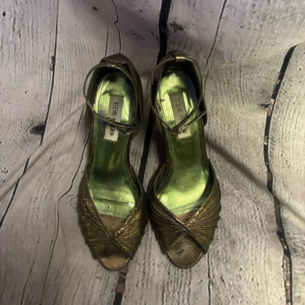 Y2K VTG Steve Madden Throb‎ Metallic Bronze Snake Print Wavy Wedges Sz 7.5 AS IS